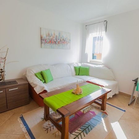 Apartman Mare โลเวร็ตชิกา ภายนอก รูปภาพ